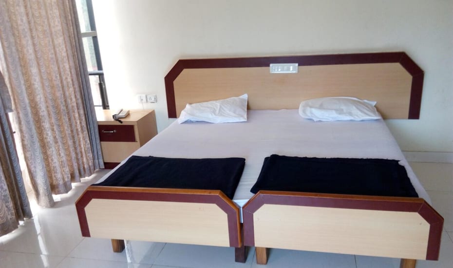 Soundarya palace kateel Dorm room