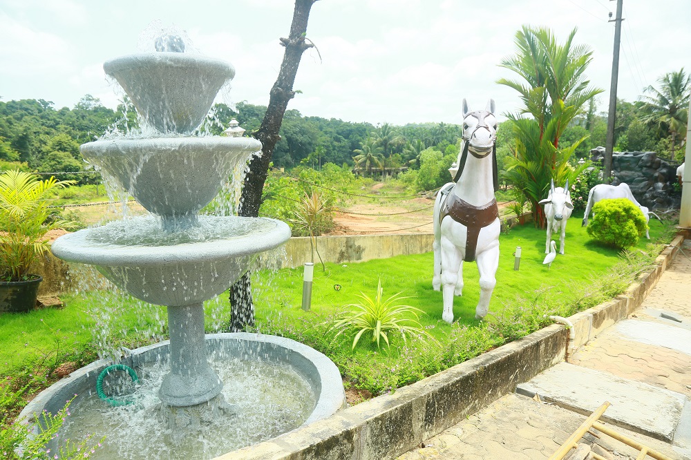 Hotel Soundarya Palace Kateel